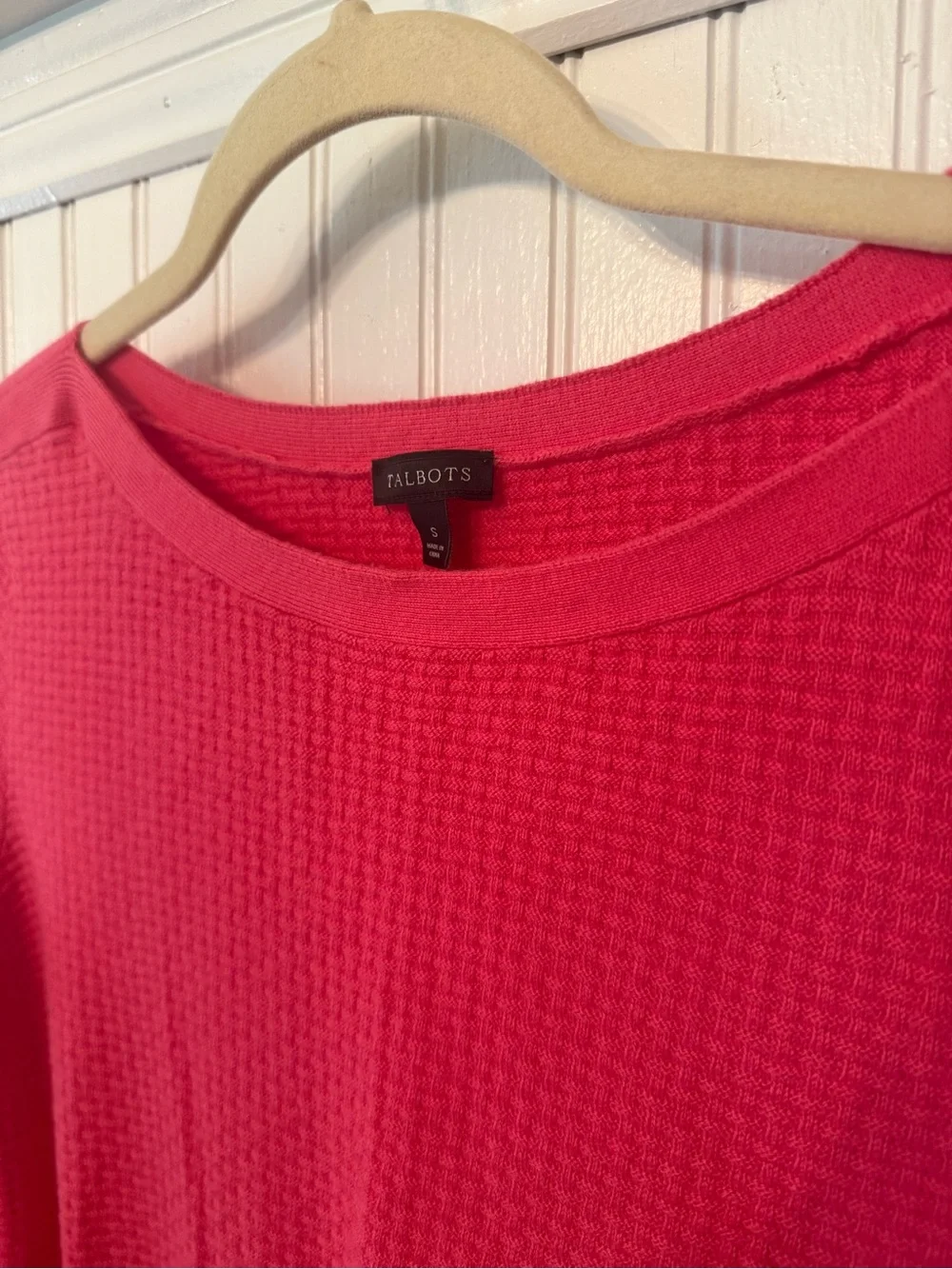 Talbots Crewneck Hot Pink Small Sweater - Picture 2 of 6